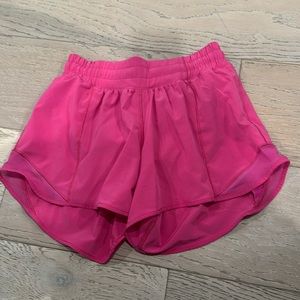 LULULEMON 4 INCH HIGH-RISE SIZE 4 SONIC PINK HOTTY HOT SHORTS (barely worn)!!